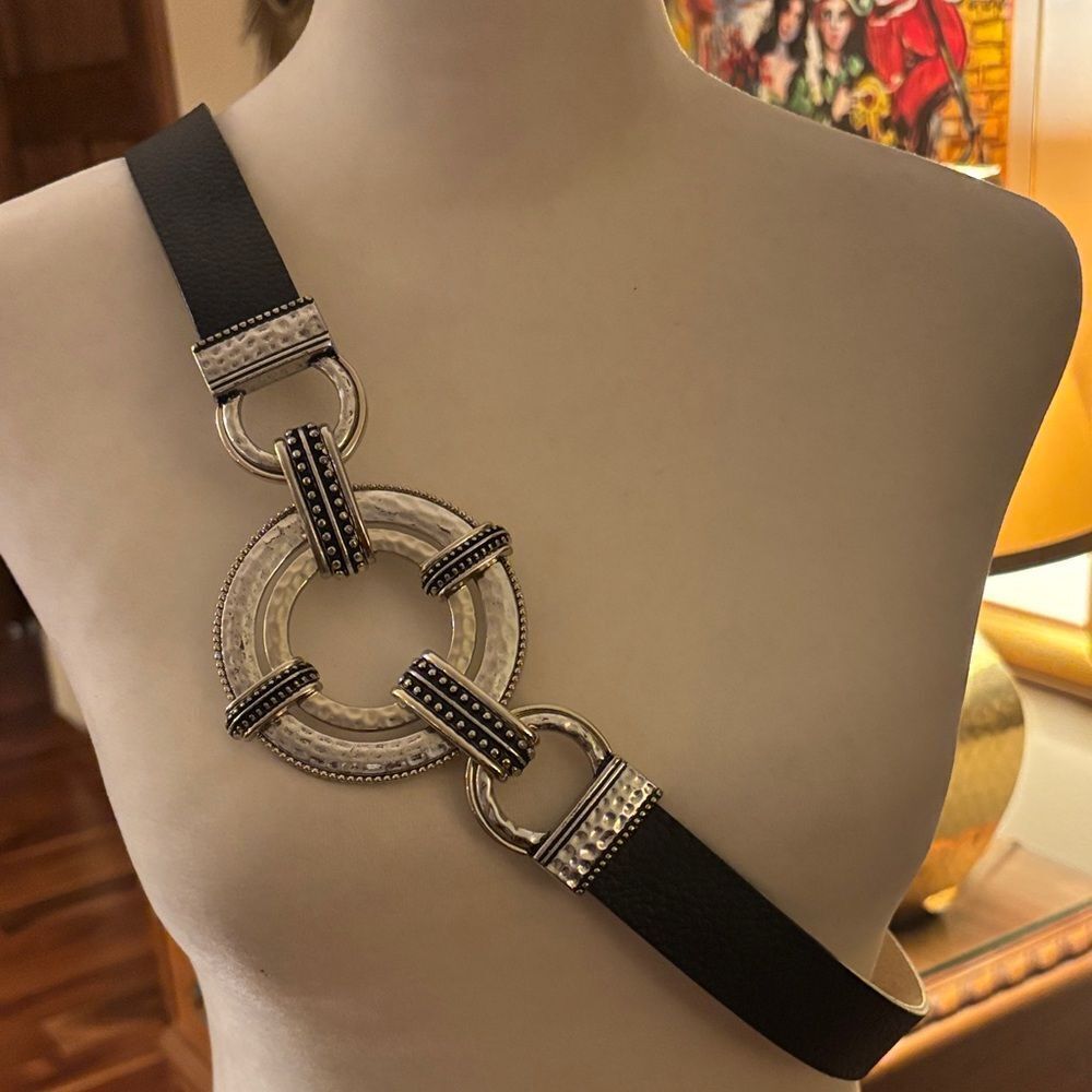 Chicos Circular Abby Black Leather Belt Hammered Silver Buckle - S/M